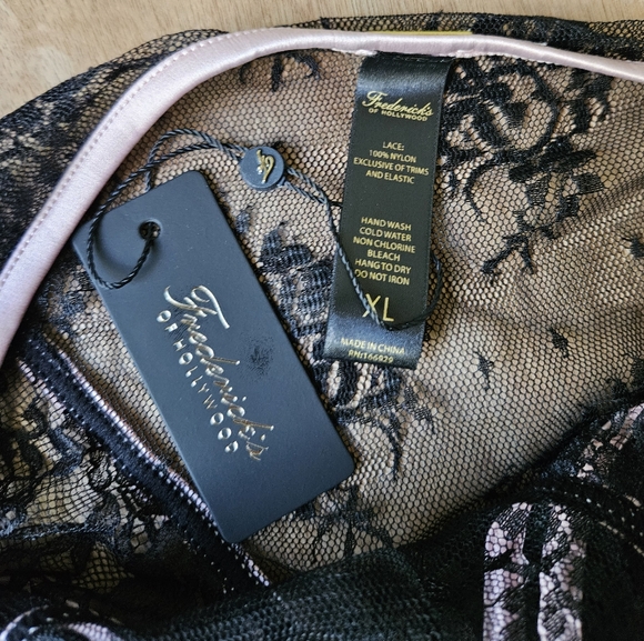 NWT Fredricks of Hollywood Rosalind Satin & Lace Underwire Chemise & Panty - Picture 12 of 14